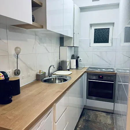 公寓 Gianni's 塞拉耶佛